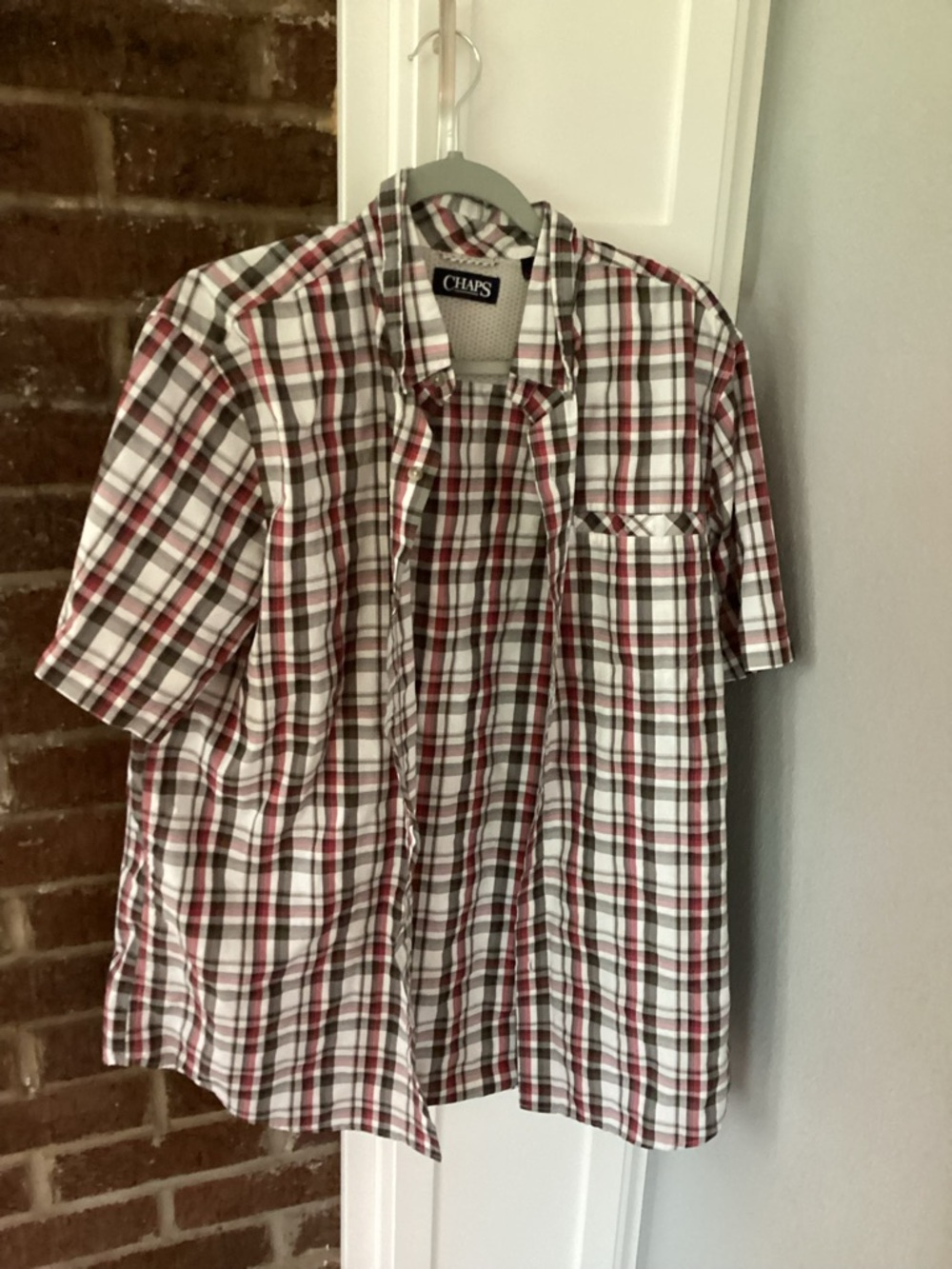 Chaps Men’s Short-Sleeve Plaid Button-Down Shirt in White and Red